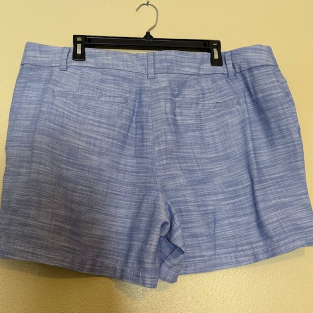LOFT Outlet - Blue Heather The Monroe 6" Shorts - Picture 2 of 6